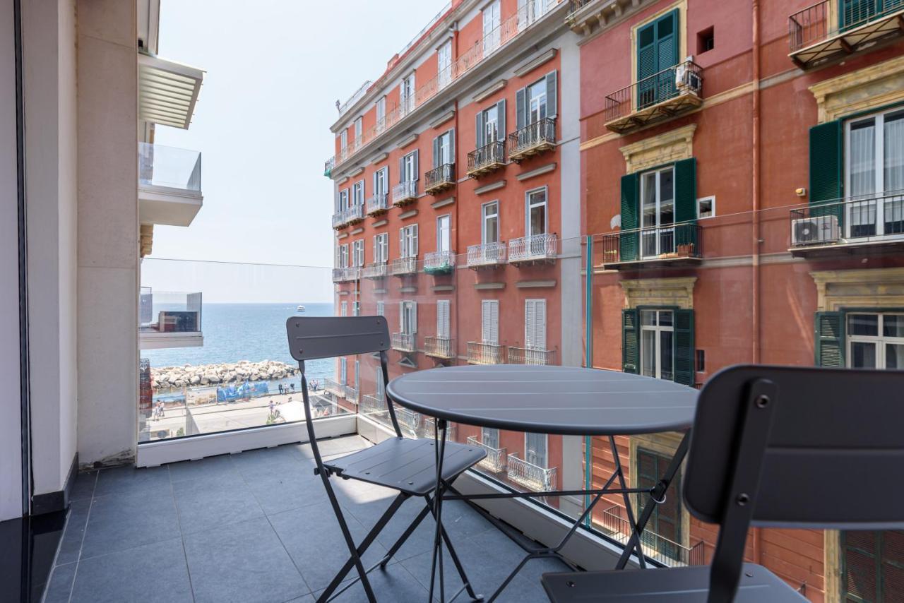Tommaseo Seaside Apartments Napoli Eksteriør billede